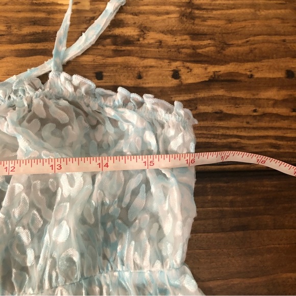 Victoria Secret I Do Collection Blue Leopard Top Size Large - Picture 7 of 8